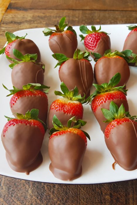 CHOCOLATE COVERED STRAWBERRIES