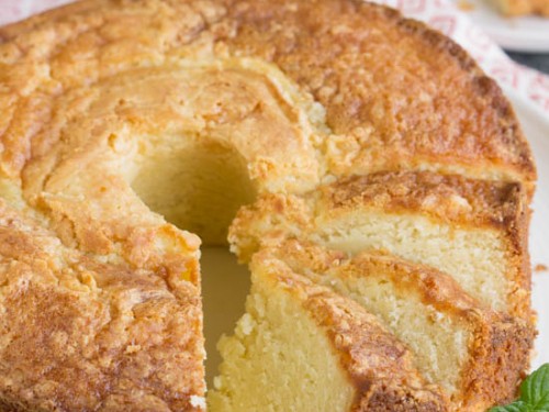 https://www.callmepmc.com/wp-content/uploads/2013/06/Best-Amaretto-Pound-Cake-500x375.jpg