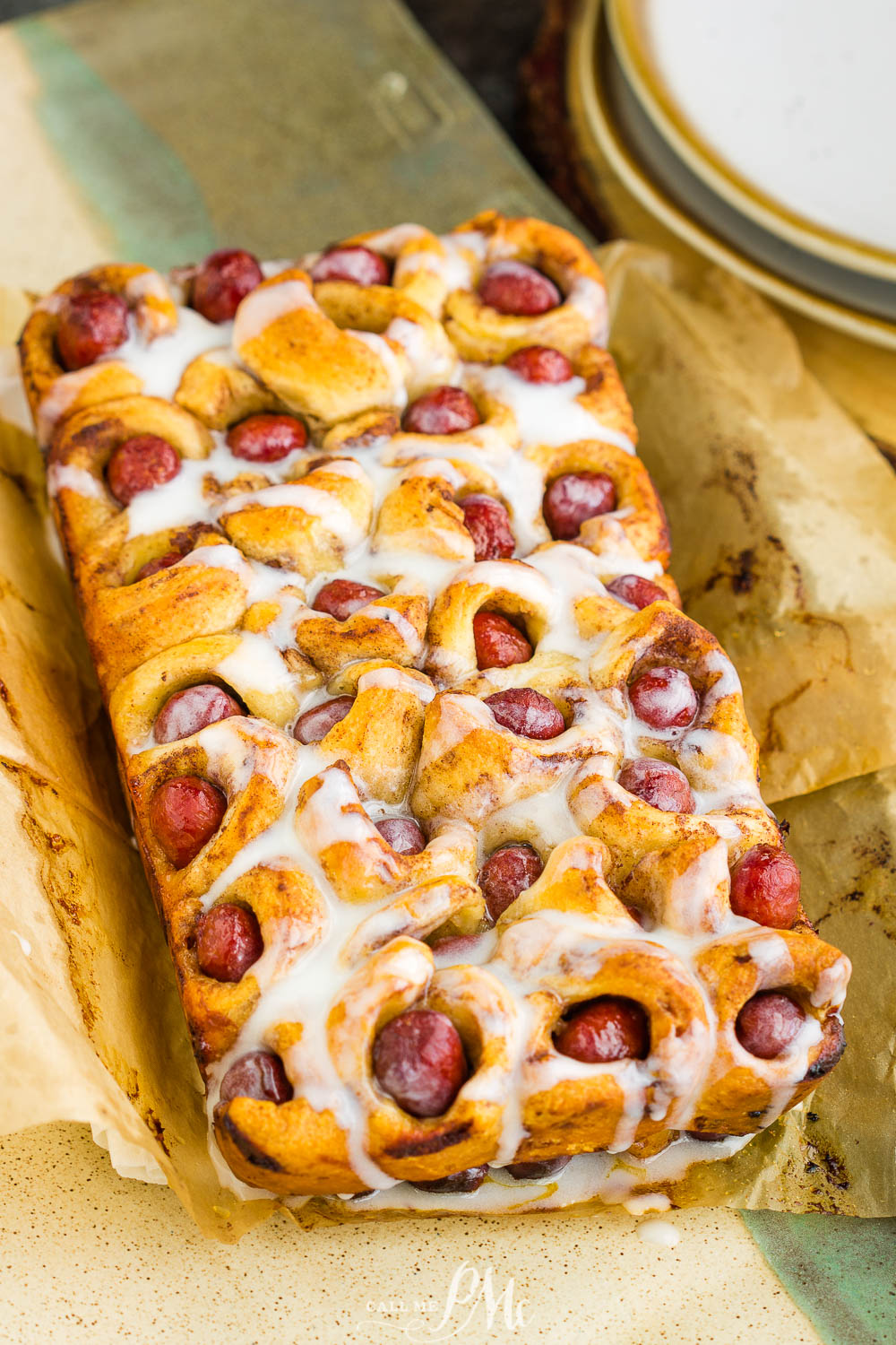 Cinnamon Roll Monkey Bread (w/refrigerated rolls!) [VIDEO] - Dinner, then  Dessert