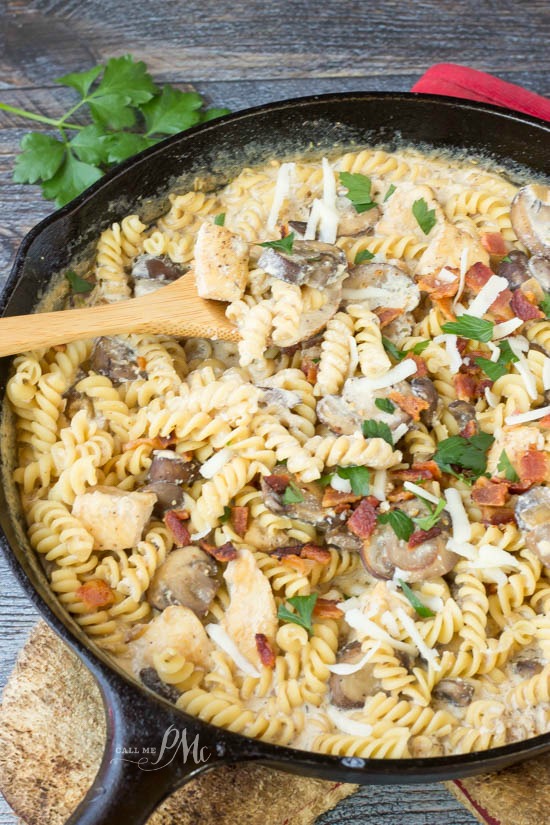 20 Minute Stovetop Sun Dried Tomato Broccoli Pesto Pasta