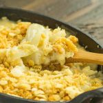  Creamy Vidalia Zwiebelauflauf Rezept ist eine einfache und leckere Beilage, die mit süßen Zwiebeln und Sahnesauce gemacht. Es ist eine schöne Abwechslung für Ihren Urlaub Abendessen.