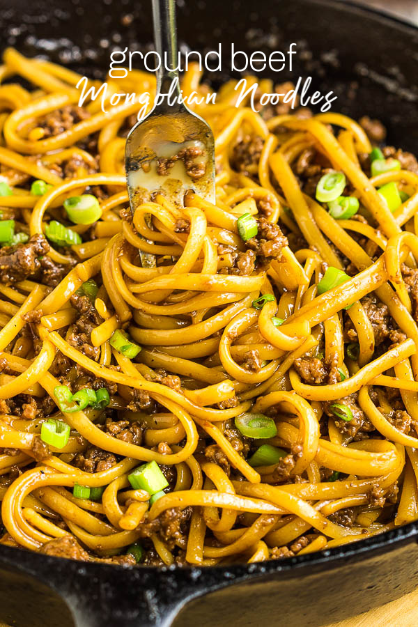 Easy to make Ground Beef Mongolian Noodles is sweet, spicy, and perfect for busy weeknights! You can make this in 30 minutes or less and it tastes even better than the restaurant version. #Asian #Mongolian #Mongolianpasta #noodles #pasta #beef #groundbeef #recipe #familyfavorite