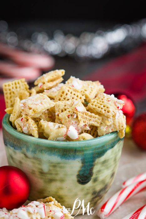 WHITE CHOCOLATE PEPPERMINT CHEX MIX