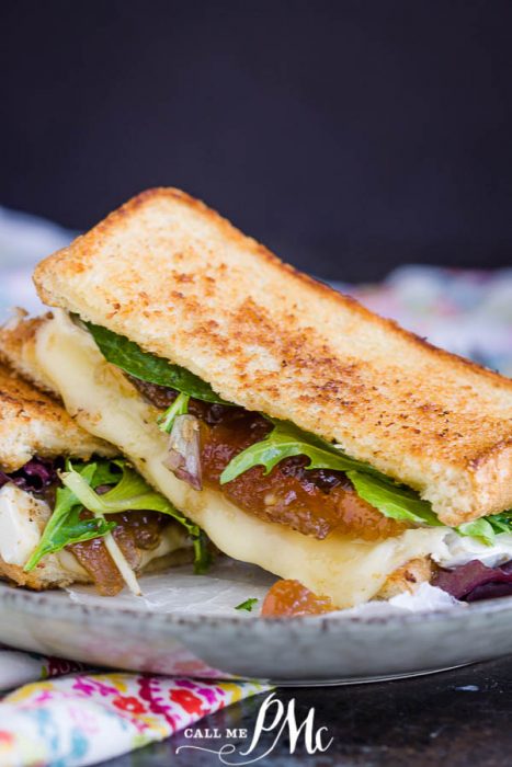 BRIE FIG GRILLED CHEESE