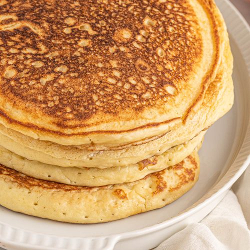 FLUFFIEST HOMEMADE BUTTERMILK PANCAKES