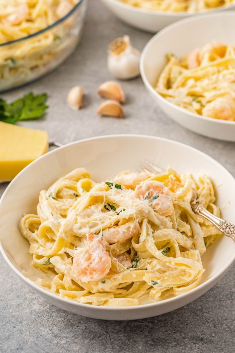 QUICK SHRIMP FETTUCCINE ALFREDO